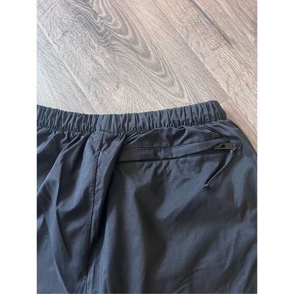 Rei Windbreaker Track Pants Men Black Nylon Ankle Zip Vintage Tapered size M - Picture 8 of 9